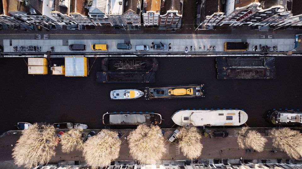 Bovenaanzicht van de kadewerkzaamheden aan de Herengracht.